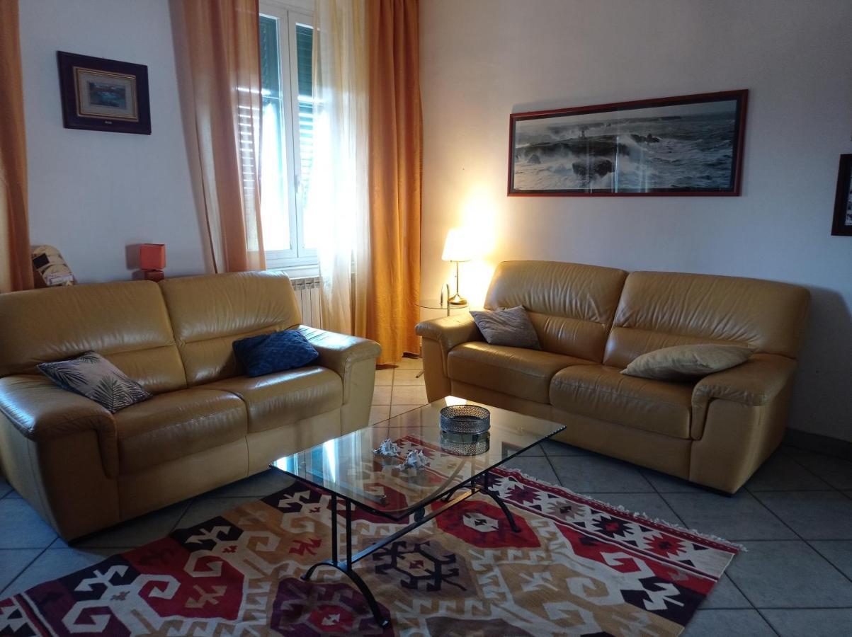 Appartamento Con Incantevole Vista Mare Ливорно Экстерьер фото